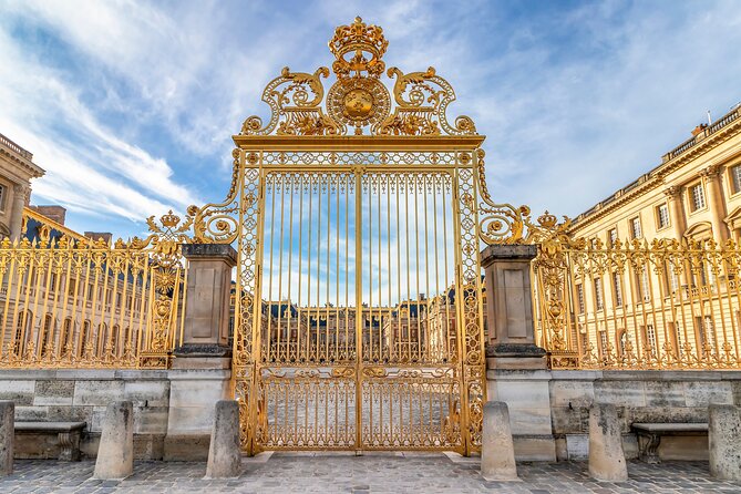 From Paris: Versailles Timed Entry Tickets & Gardens Access - A closer look at the self-guided palace visit