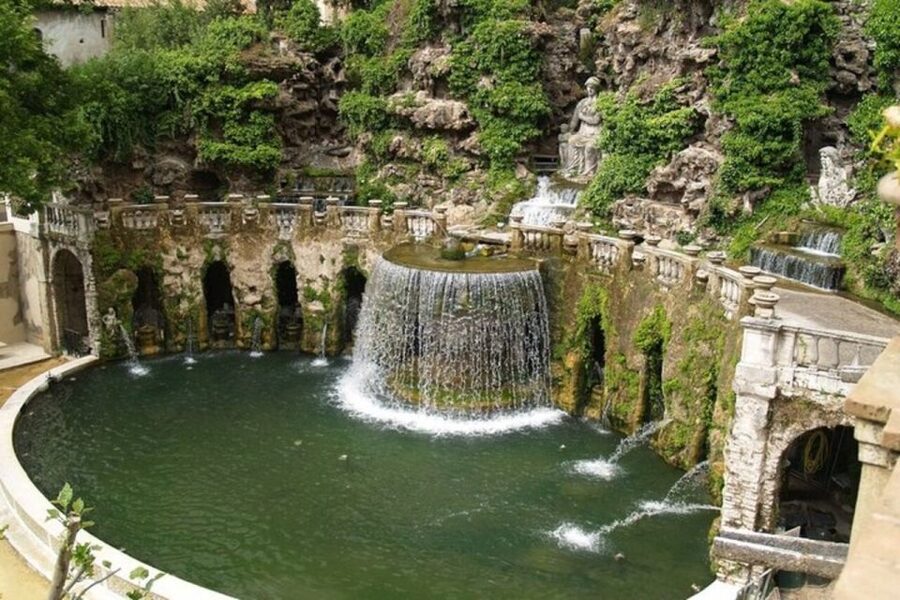 From Rome: Tivoli Gardens & Hadrian's Villa Guided Day Tour - Who should book this Tivoli day tour