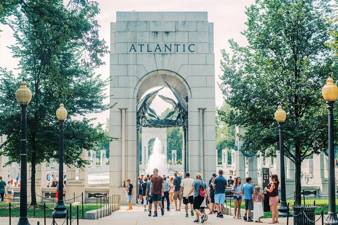 Full Day DC: City Bus Tour, Seasonal Boat Cruise, Entry Tickets - The White House and Capitol: famous exteriors, no interior visit