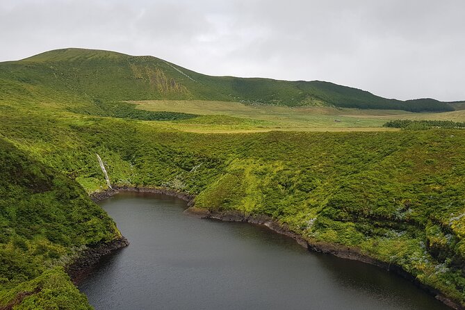 Full Day Flower Island Tour - The last lakes complete the island circuit