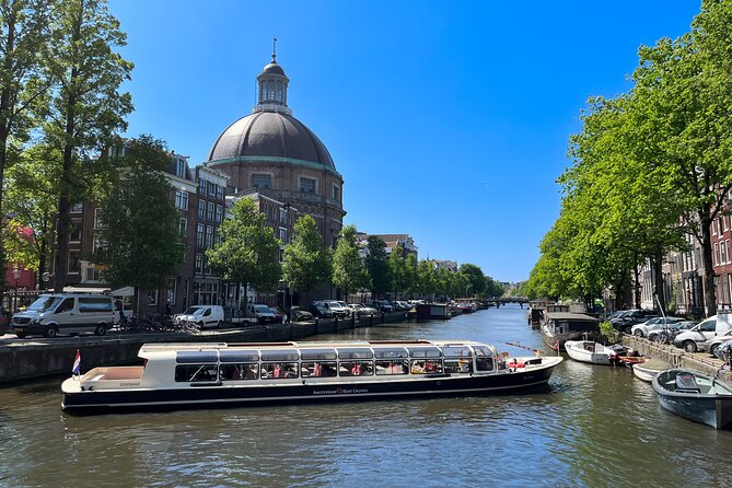 Full-Day Skip the Line Keukenhof and Canal Cruise from Amsterdam - One hour through the Amsterdam Canal Ring