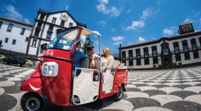 Funchal: Guided Old Town Tuk Tuk Tour and Botanical Gardens