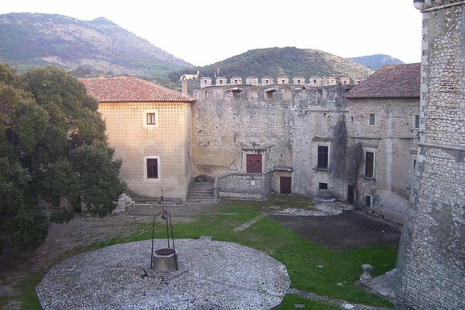 Garden of Ninfa and Sermoneta Day Trip from Rome with Lunch - What the $399 price really covers