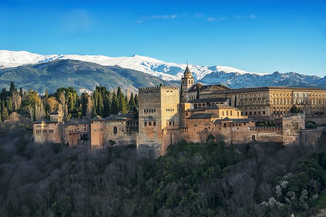 Generalife, Gardens and Alcazaba guided tour (without Nasrid Palaces) - Key points to know before you book