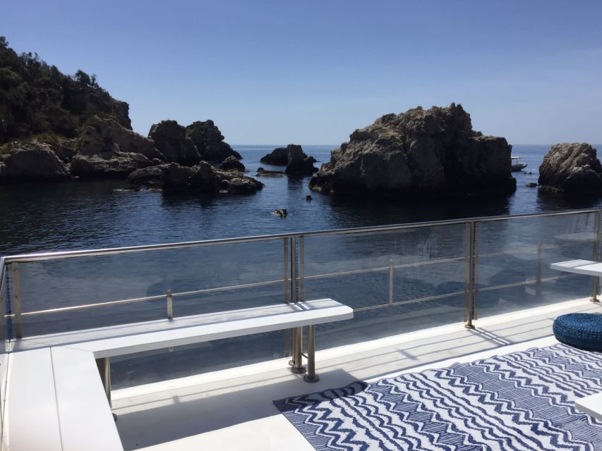 Giardini Naxos: Boat Trip Isola Bella with Snorkeling - Arriving at the Isola Bella Marine Reserve