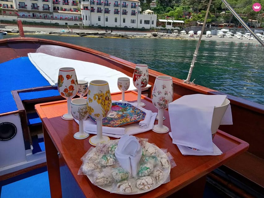 Giardini Naxos: Isola Bella and Grottos Cruise with Aperitif - Leaving La Sirena for Capotaormina