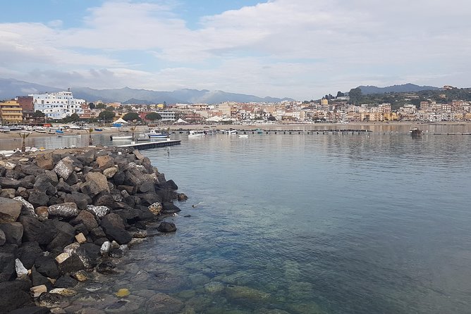 Giardini Naxos, Isola Bella, Taormina, castelmola The Best Of Ionian Coast - How the private transport affects the day