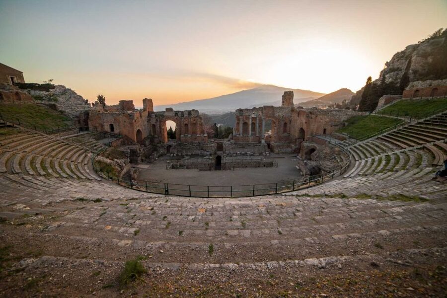 Giardini Naxos or Taormina: Godfather Tour in a Vintage Car - Forza d’Agrò brings the film connection closer