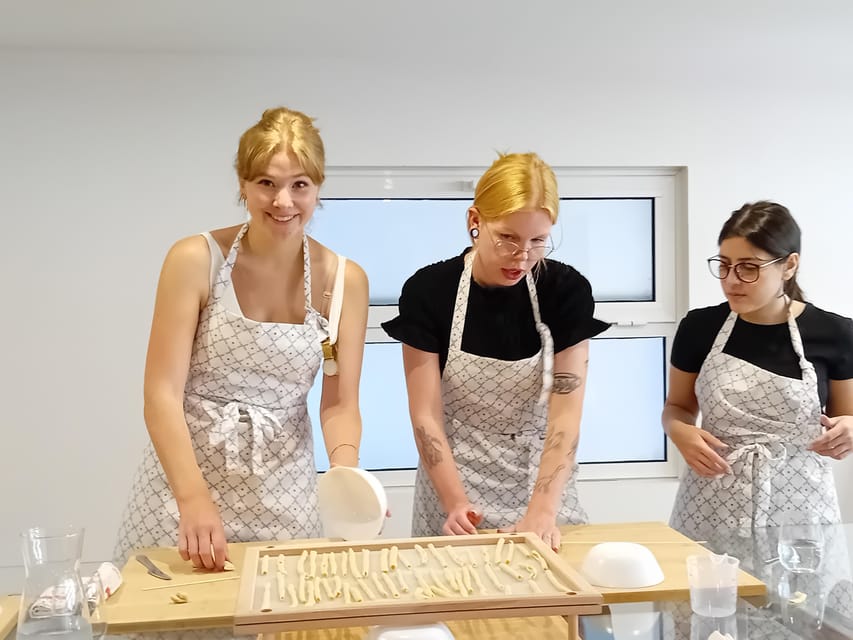 Giardini Naxos, Taormina: Food Class & Sicilian Tasting - Who should book this class?