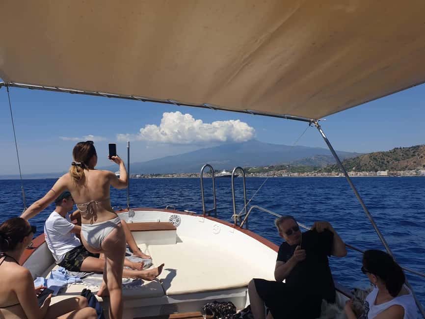 Giardini Naxos: Taormina & Isola Cruise Bella with Aperitif - Who should book this boat trip
