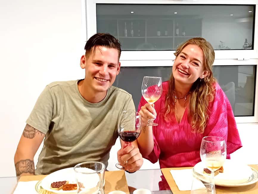 Giardini Naxos, Taormina: Sicilian Tasting Oil Wine Product - How to make the most of the tasting