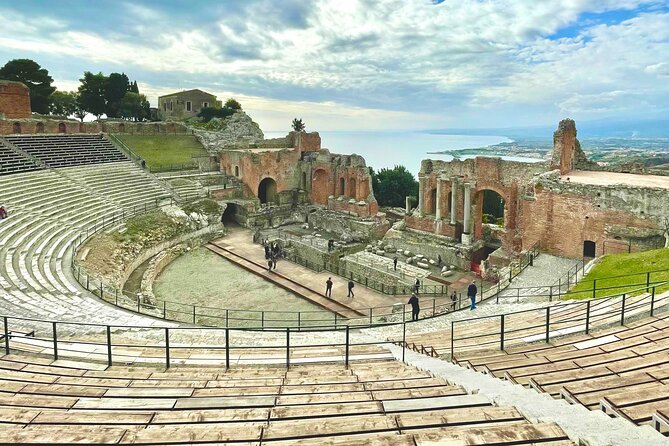 Giardini , Taormina & Castelmola - What the driver-guide adds
