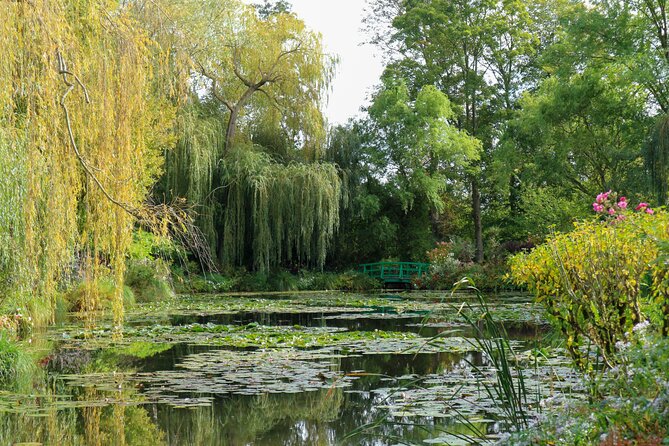 Giverny and Versailles Day Tour in a very small groupe from Paris - Why Giverny and Versailles work in one day