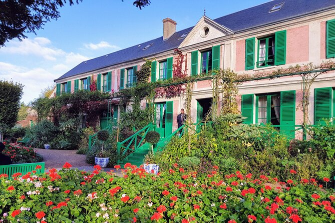 Giverny Half-Day Guided Tour from Paris - What the private format adds