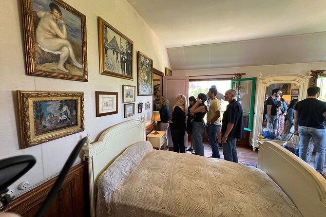 Giverny Monet House Half Day Private Guided Tour from Paris - What the $325.11 price really buys
