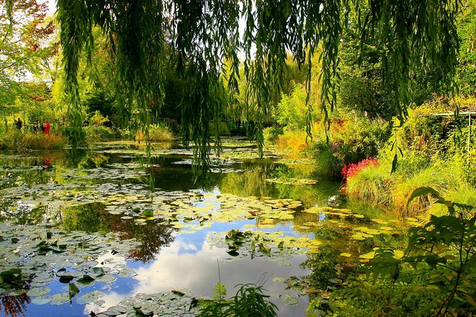 Giverny & Monet's House Audio Guided Half-day Tour from Paris - The ride through the French countryside