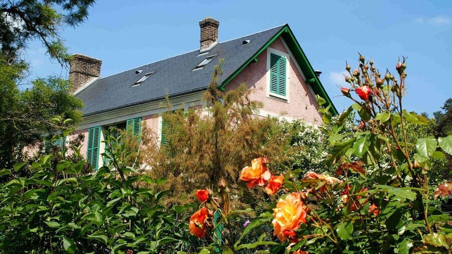 Giverny : Monet's house & Gardens Private tour from Paris - Is $1,014 a Good Value for Two?