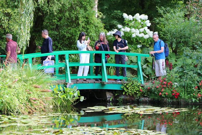 Giverny's House & Gardens plus Versailles Palace Day Trip with Lunch from Paris - Why this Giverny and Versailles combination works