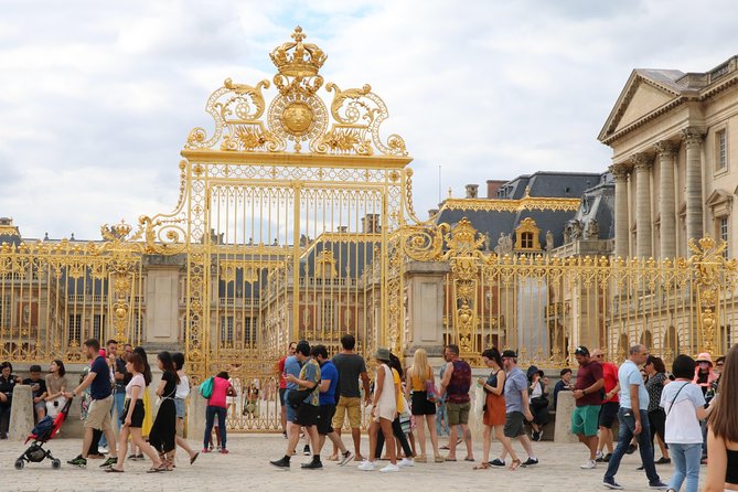 Giverny's House & Gardens plus Versailles Palace Day Trip with Lunch from Paris - Is the $387.31 price good value?
