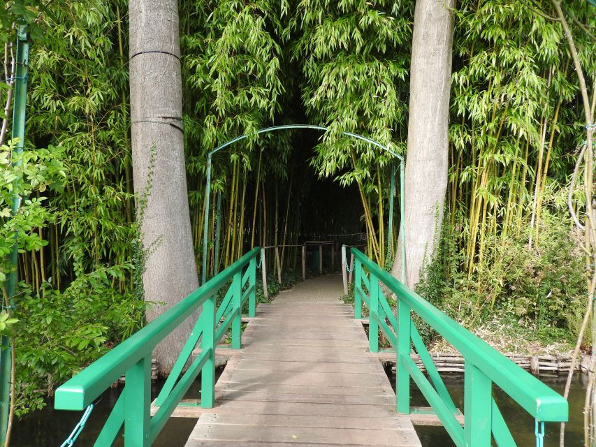 Giverny Village Walking Tour & Skip-the-Line to Monet Garden - Key points to know before booking