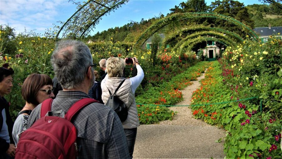 Giverny Village Walking Tour & Skip-the-Line to Monet Garden - The Japanese bridge and water lily pond