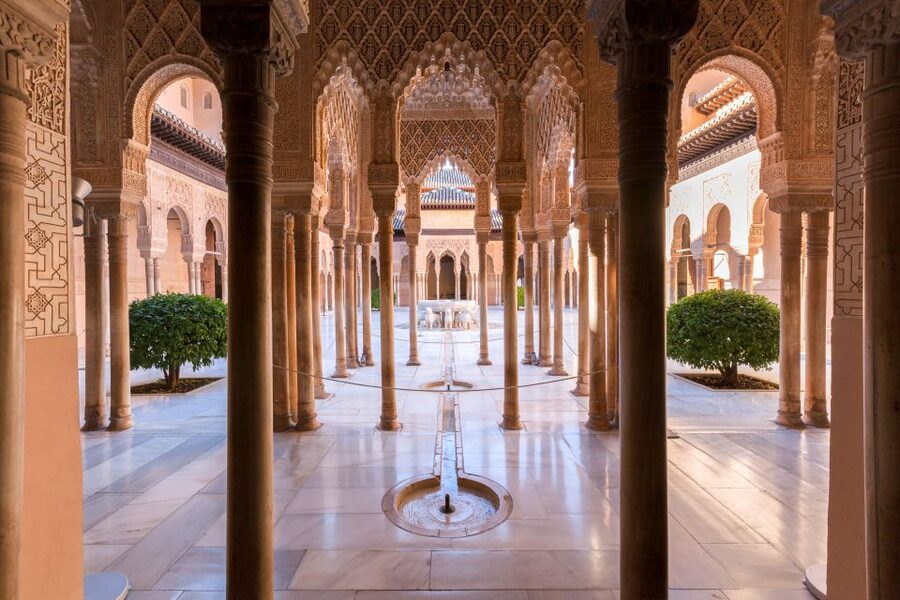 Granada: 3-Hour Alhambra and Generalife Gardens Guided Tour - Why this Alhambra tour is worth three hours