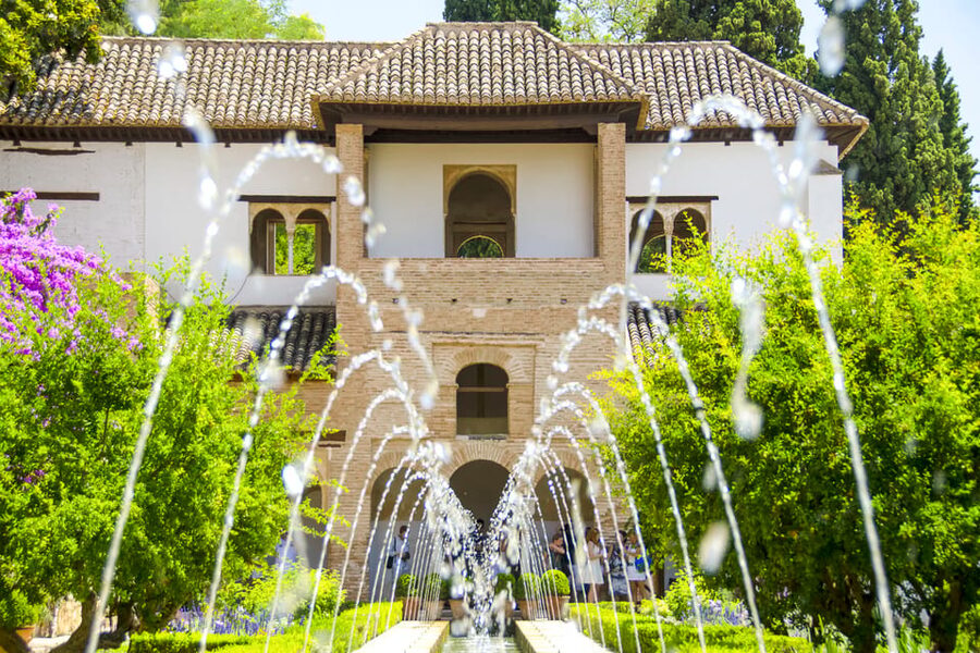 Granada: Alhambra Gardens and Generalife Ticket - Booking, identification, and entry details