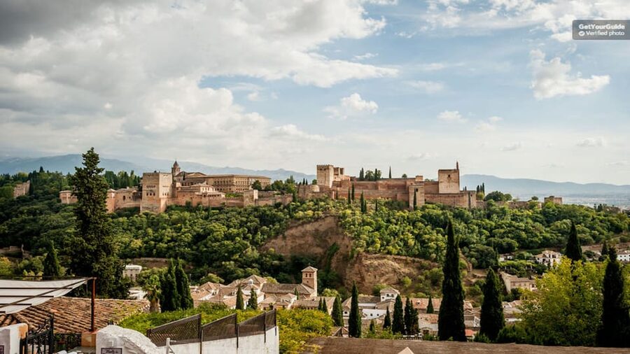 Granada: Alhambra Gardens and Generalife Ticket - Should you book the Alhambra Gardens ticket?