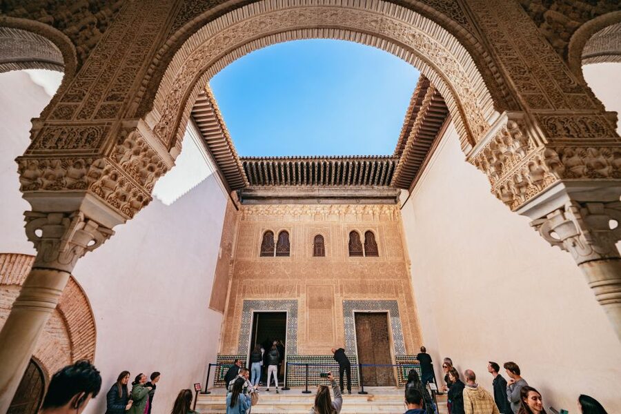 Granada: Alhambra Guided Tour with Nasrid Palaces & Gardens - Is $82 a Fair Price?