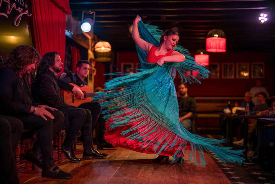 Granada: Flamenco Show in Albayzín - Jardines de Zoraya - Why the one-hour format works