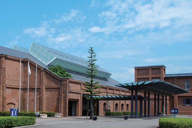 Guided Half-day Tour(AM) to Noritake Garden & Toyota Commemorative Museum - Toyota Commemorative Museum: from textile machinery to automobiles