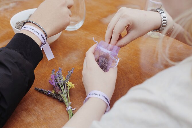 Guided Lavender Experience: Cultivation, Uses and Tasting - Photos, weather, and the best season