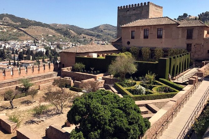 Guided tour of the Alhambra: Generalife and its gardens - What the guide can add, and where the experience may fall short