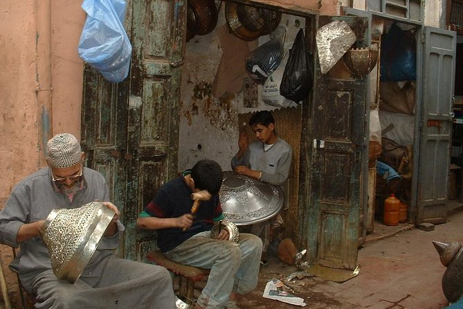 Guided tour: Secret Garden and the great souk of Marrakech. - What is missing from the package