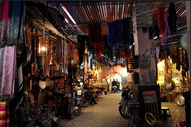 Guided tour: Secret Garden and the great souk of Marrakech. - What the private format means for your day