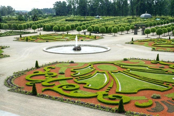 Half-Day Private Trip to Rundale Palace and Garden - Practical advice for making the day work