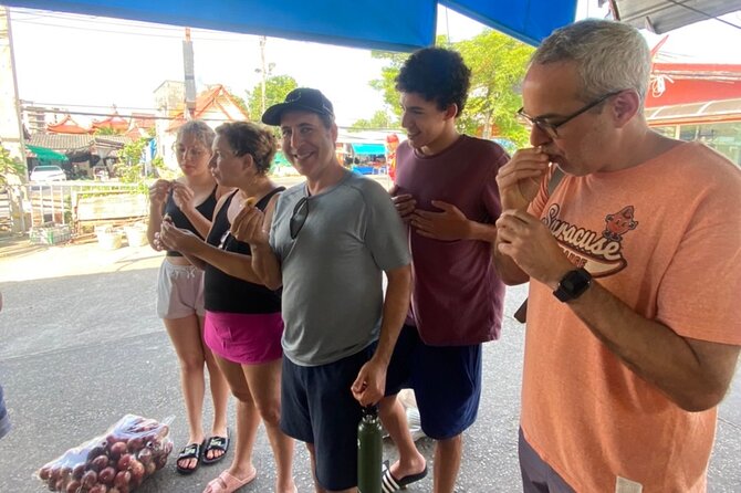 Half day Thai cooking Class + Market tour+Garden tour - Morning or afternoon: choosing your session