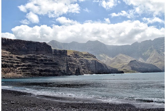 Half day to Bandama Caldera, Botanical experience & Wine-Tasting - Timing, meeting point, and practical limits