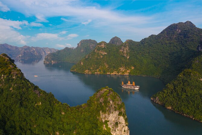 Halong Bay 3 days 2 nights on PEONY CRUISES 5 Stars LUXURY - Food, drinks, and the extra costs to expect
