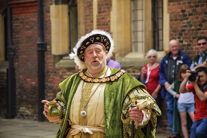 Hampton Court Palace & Garden Maze, Private Tour Admission with Audio Guides - Cardinal Wolsey’s palace and Henry VIII’s royal home