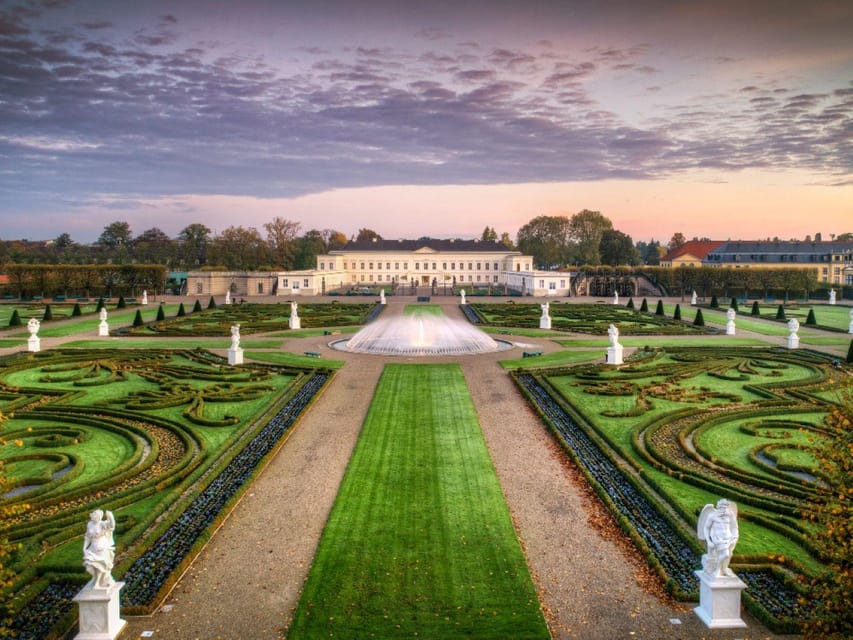 Hanover: Royal Gardens of Herrenhausen Guided Tour - The first 10 minutes: getting oriented in a Baroque garden