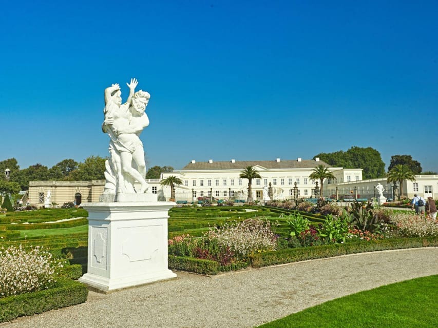 Hanover: Royal Gardens of Herrenhausen Guided Tour - The Great Fountain and the garden’s grand scale
