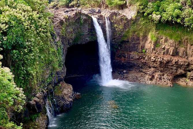 Hilo Shore Excursion: Active Volcano, Lava Tube, Waterfall and Gardens - Kilauea caldera and the changing volcano