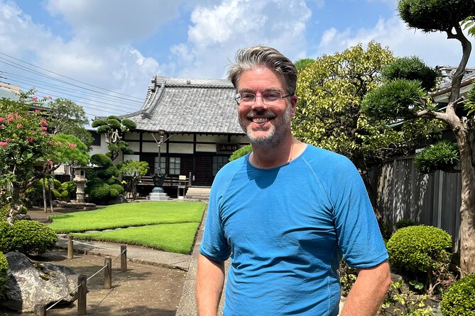 Historic Temple・traditional Japanese garden& Eating around at a shopping strip - What the private format adds