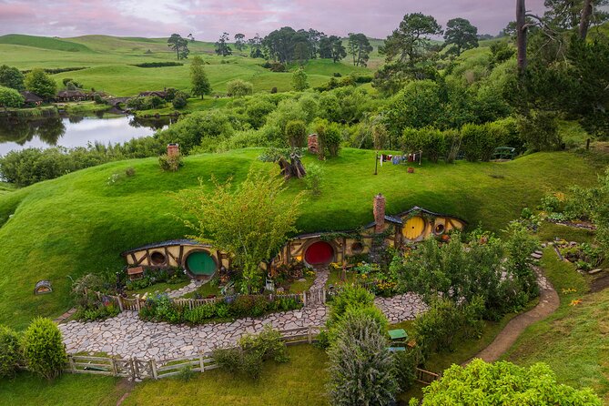 Hobbiton Movie Set and Hamilton Gardens Small Group-from Auckland - Practical advice for a smoother day
