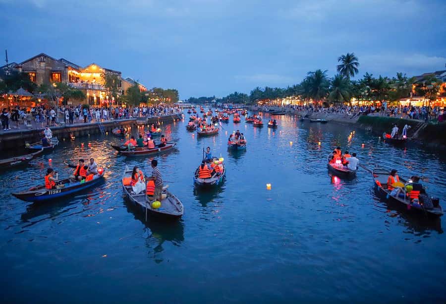 Hoi An: Boat Ride on Hoai River & Release the Flower Lantern - Key details to know before you go