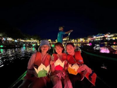 Boat Ride on Hoai River & Release the Flower Lantern