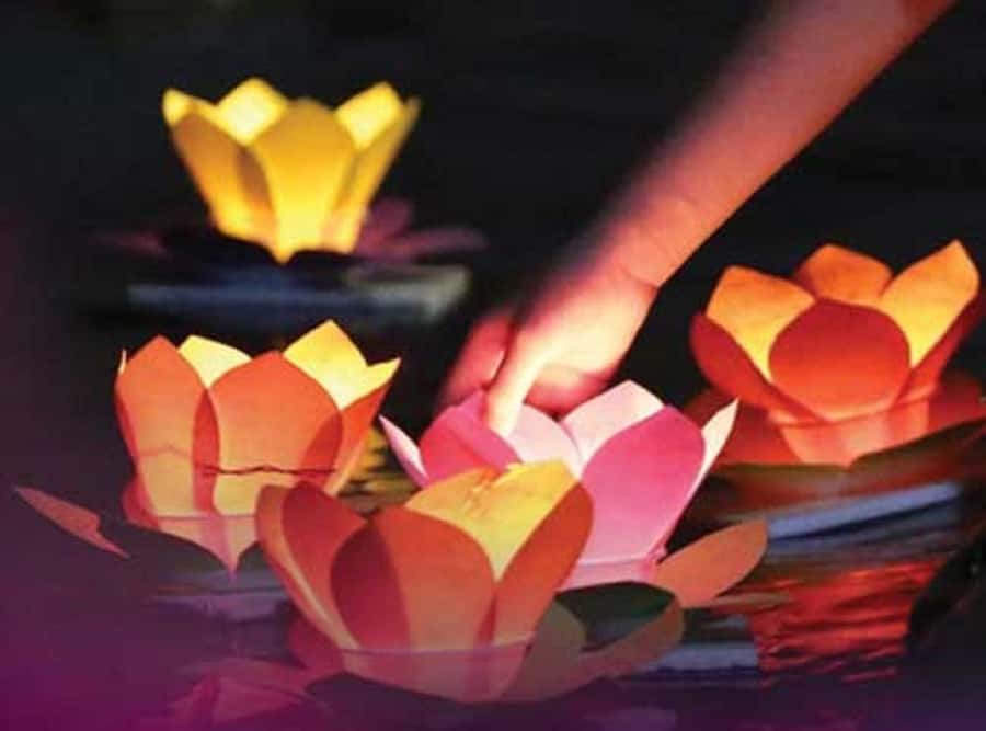 Hoi An: Boat Ride on Hoai River & Release the Flower Lantern - Practical advice for a smoother evening