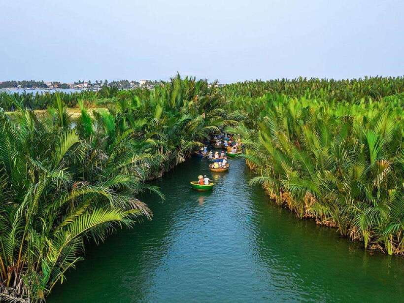 Hoi An City-Coconut Jungle-Boat Ride &Release Flower Lantern - What the small group and guide add