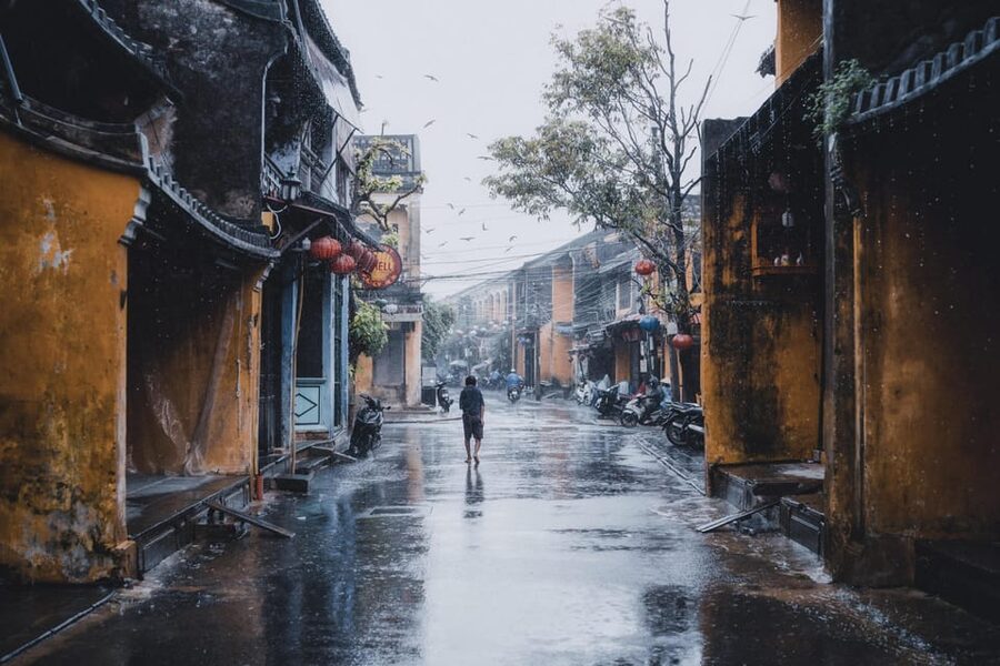 Hoi An City Tour - Boat Ride & Release Flower Lantern - Craft shops, galleries, and quieter lanes
